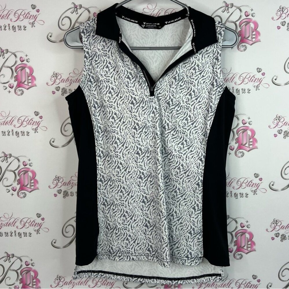 Levelwear tank top half zip preppy Black and White Patterned Sleeveless Blouse
